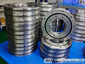 交叉滾子軸承用在工業(yè)機(jī)器人上的優(yōu)點(diǎn)有哪些